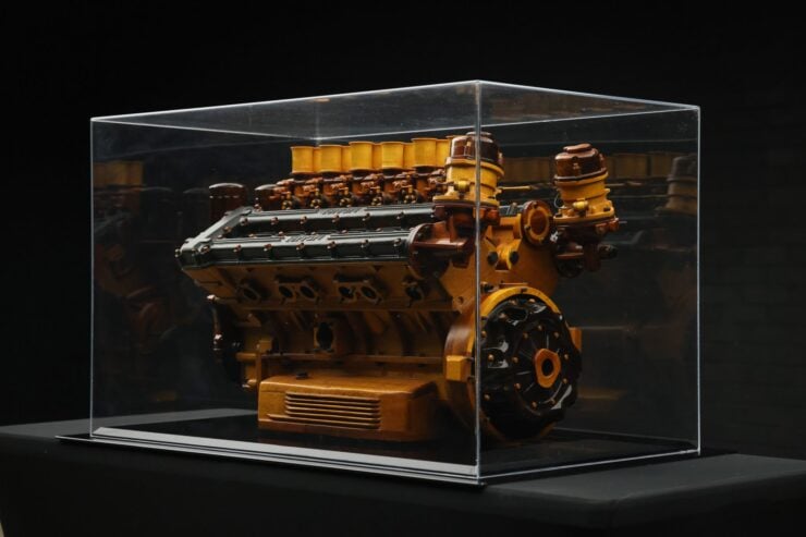 Scale Model Ferrari Colombo V12 Engine 1