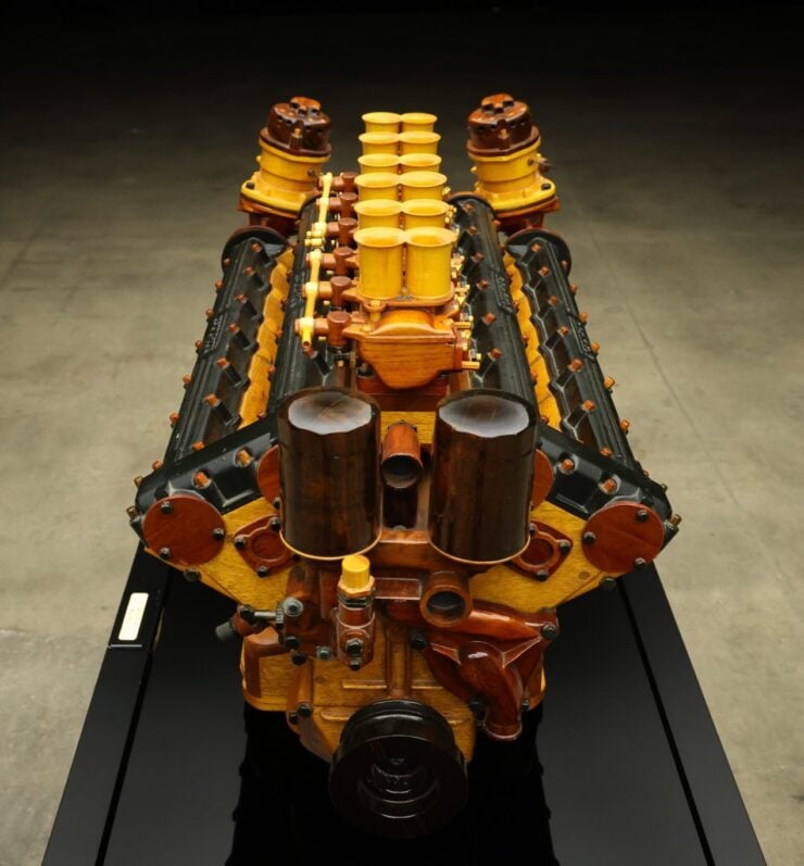 Scale Model Ferrari Colombo V12 Engine 22