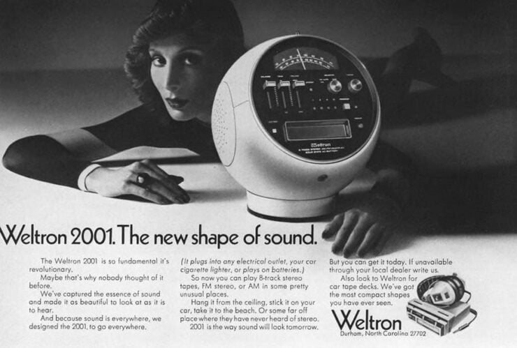 Weltron Radio Cassette Player 3