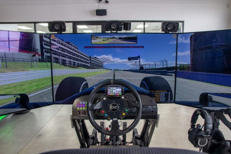 CXC Motion Pro II Racing Simulator 7