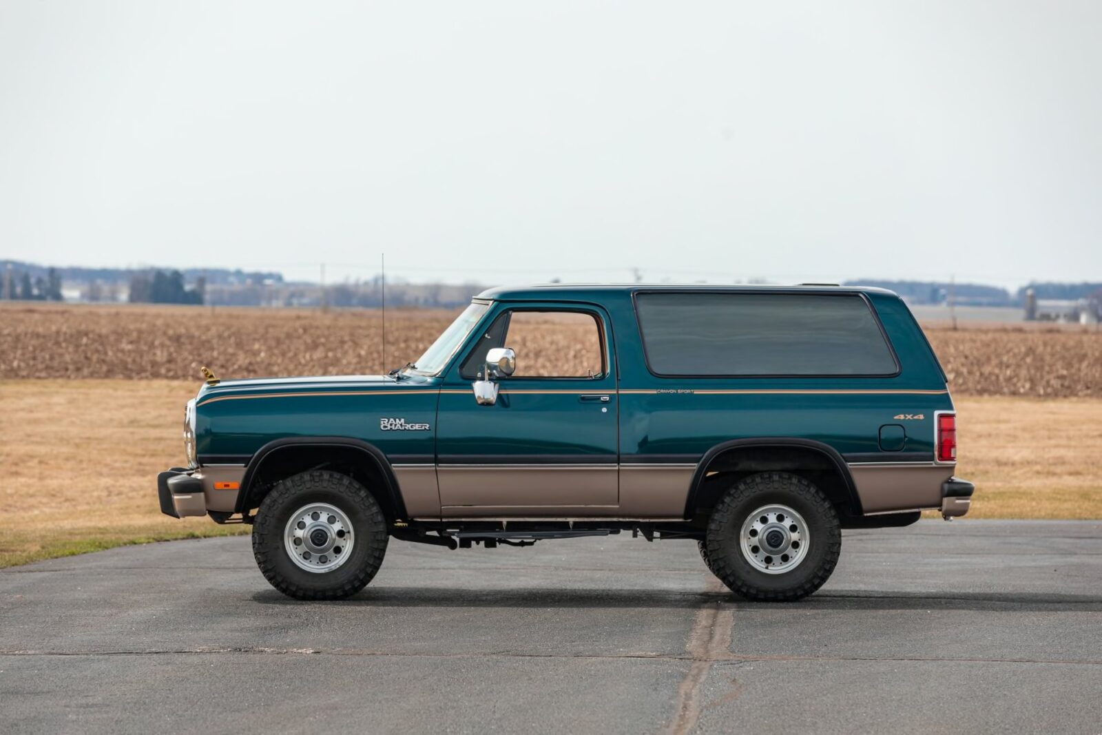 Rare 90s Classic: A Dodge Ramcharger Canyon Sport