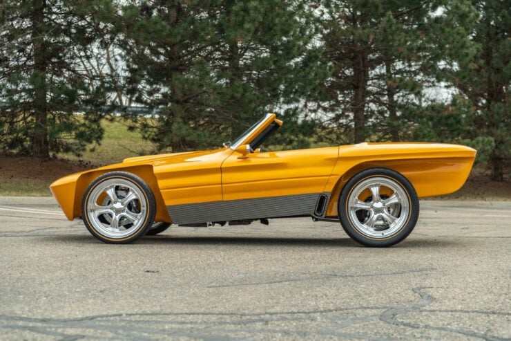 Hot Wheels Golden Hawk Dream Roadster 1