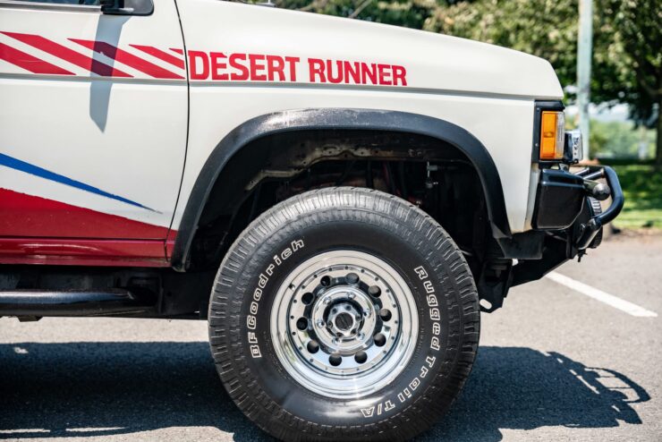 Nissan Desert Runner Pickup Truck 15