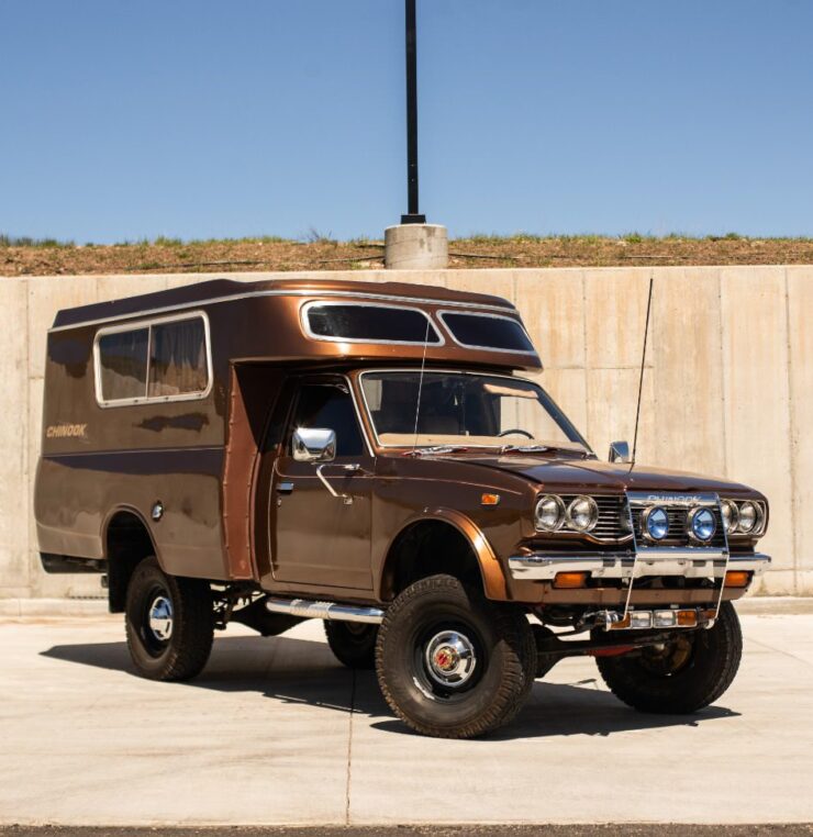 Toyota Chinook 4×4 Camper 1