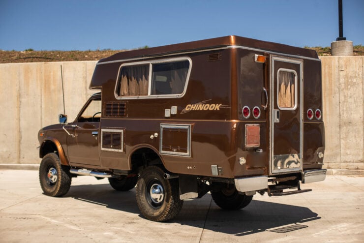 Toyota Chinook 4×4 Camper 7