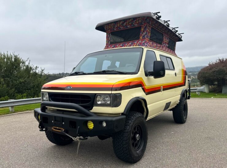 Ford E-350 4×4 Sportsmobile Camper V10 Van 1