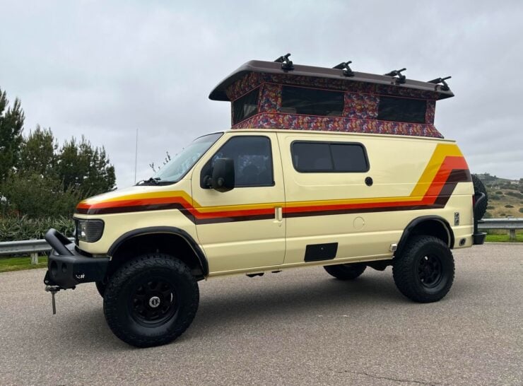 Ford E-350 4×4 Sportsmobile Camper V10 Van 2