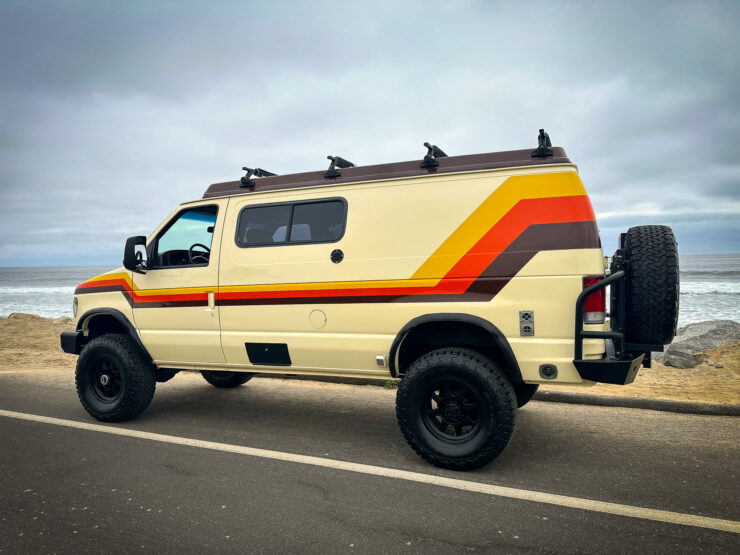 Ford E-350 4×4 Sportsmobile Camper V10 Van 25