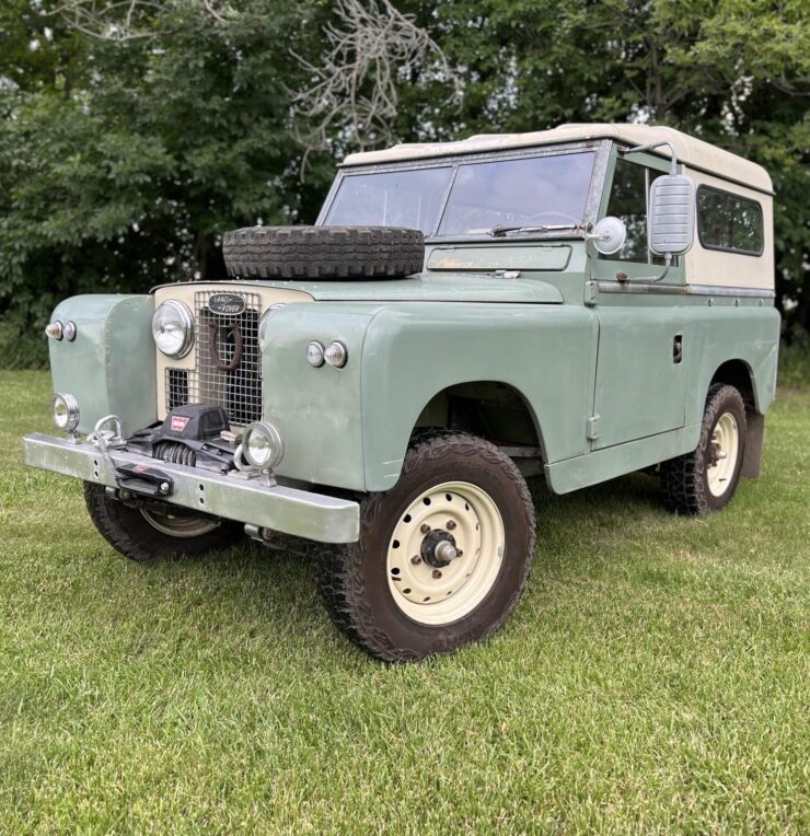 Land Rover Series IIA 7