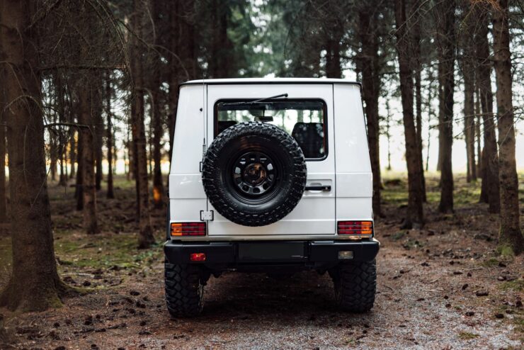 Mercedes-Benz G-Wagon V8 12