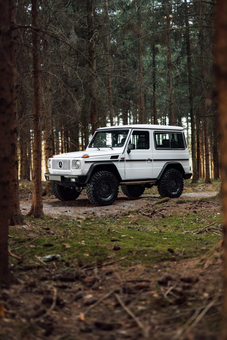 Mercedes-Benz G-Wagon V8 14