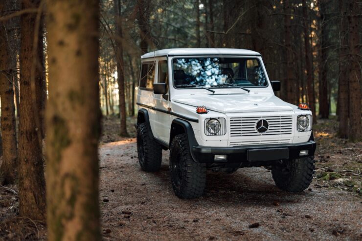 Mercedes-Benz G-Wagon V8 5