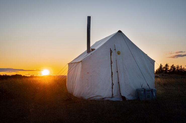 Montana Canvas Traditional Canvas Wall Tent