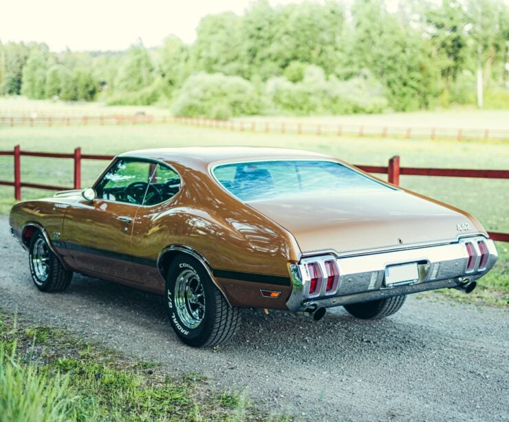 Oldsmobile 442 W30 6