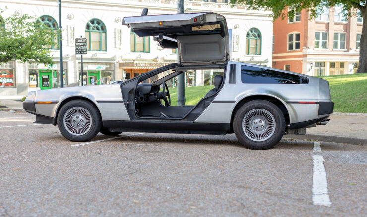 V8-Swapped DeLorean DMC-12 9