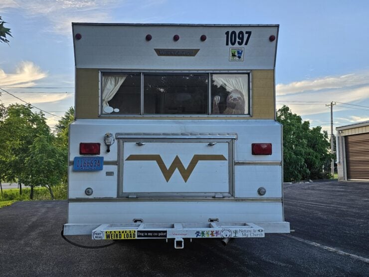 Winnebago D22 4-seater camper van