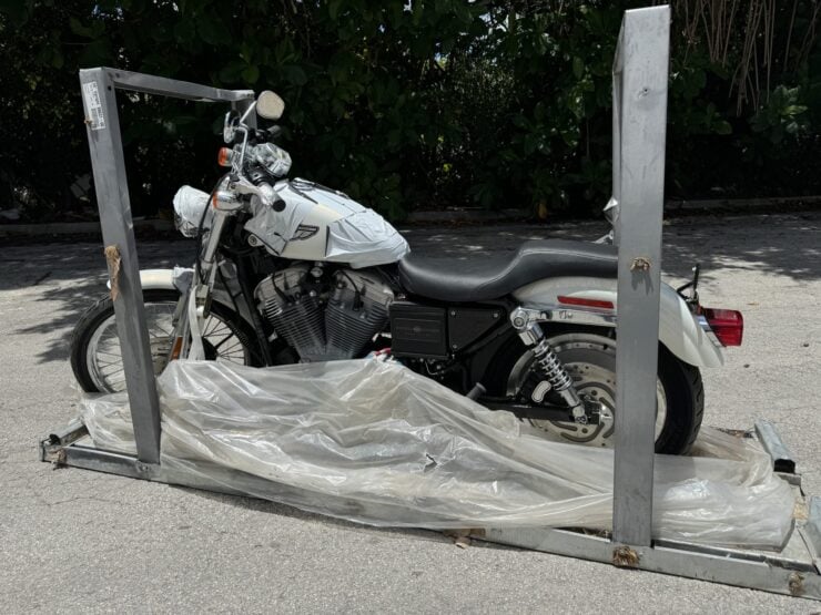 Harley-Davidson Sportster Custom 100th Anniversary 4