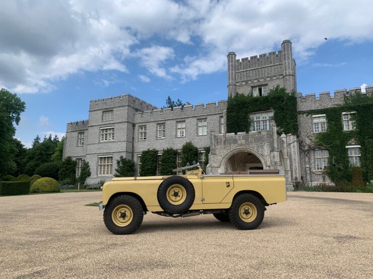 Lawrence Longnose Land Rover 1