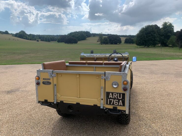 Lawrence Longnose Land Rover 2