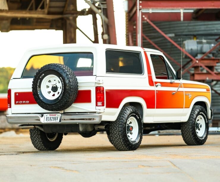 Godzilla-Powered Ford Bronco 1