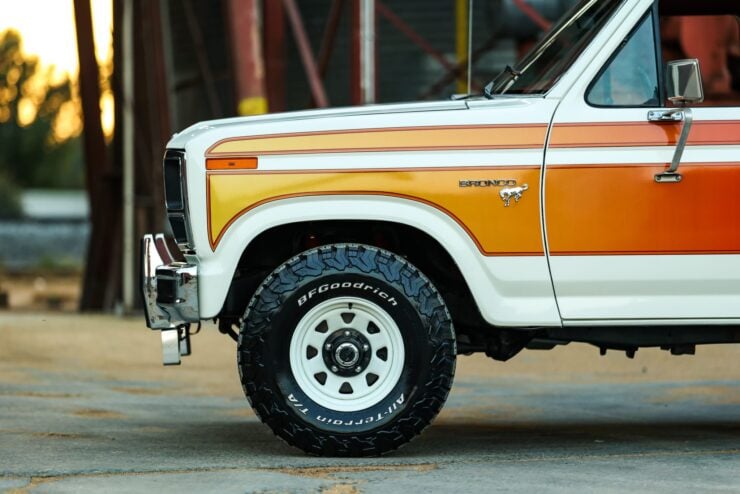 Godzilla-Powered Ford Bronco 11