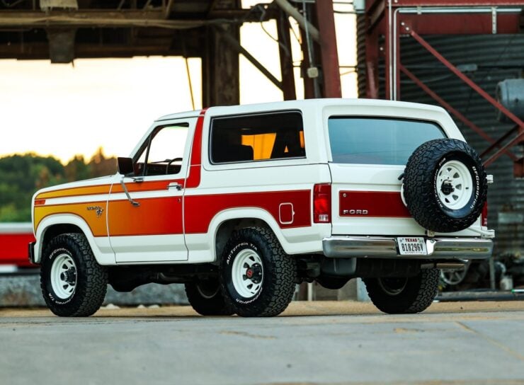 Godzilla-Powered Ford Bronco 12