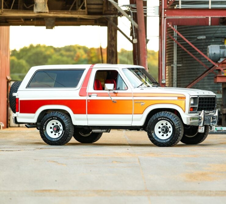 Godzilla-Powered Ford Bronco 3