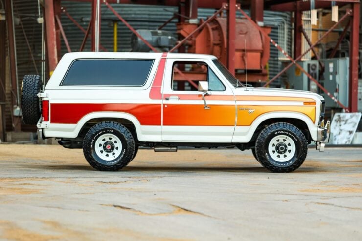 Godzilla-Powered Ford Bronco 4