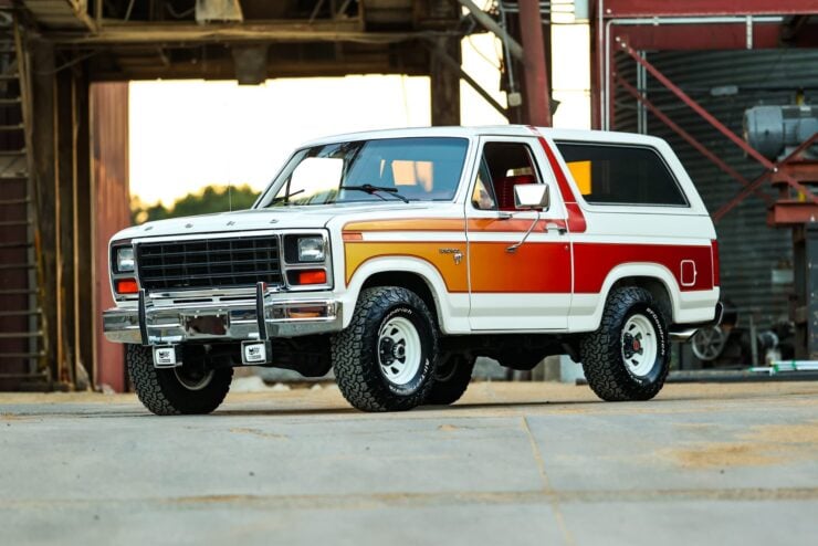 Godzilla-Powered Ford Bronco 7