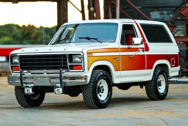 Godzilla-Powered Ford Bronco 8