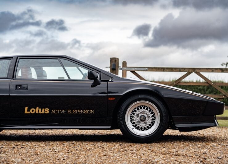 Lotus Esprit Essex Turbo With Active Suspension 4