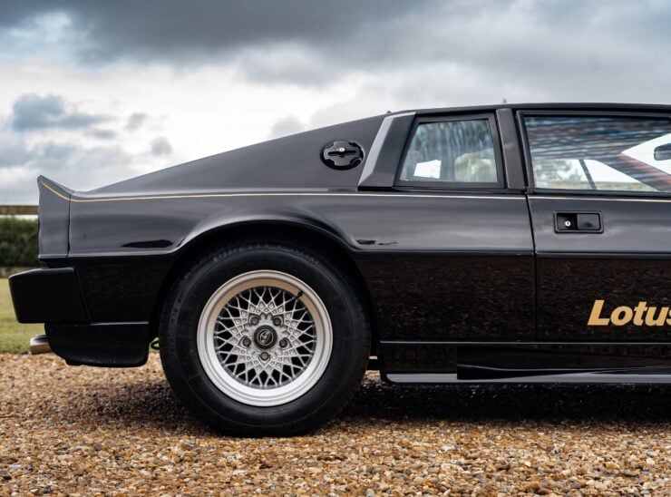 Lotus Esprit Essex Turbo With Active Suspension 5