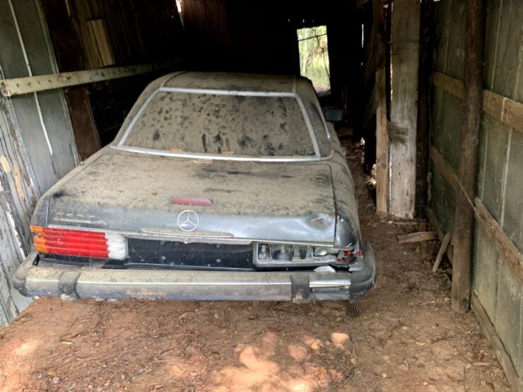 Mercedes-Benz R107 Barn Find 15