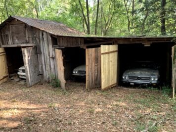 Mercedes-Benz R107 Barn Find