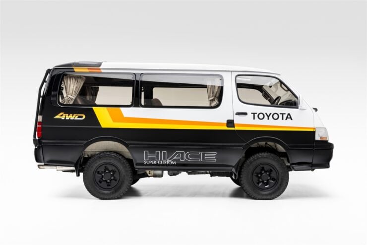 Toyota HiAce 4x4 Van 1