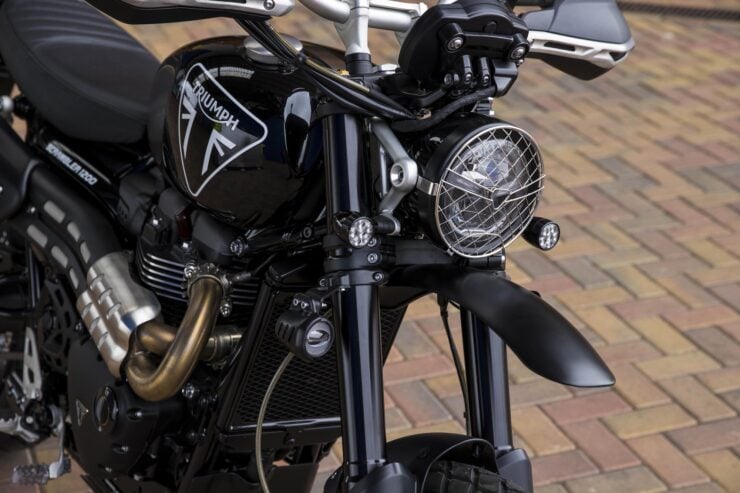 Triumph Scrambler 1200 Bond Edition 18