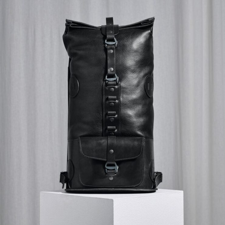 Kasperi Black Fold-Top Backpack 10