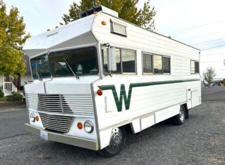 Winnebago D22 Motorhome