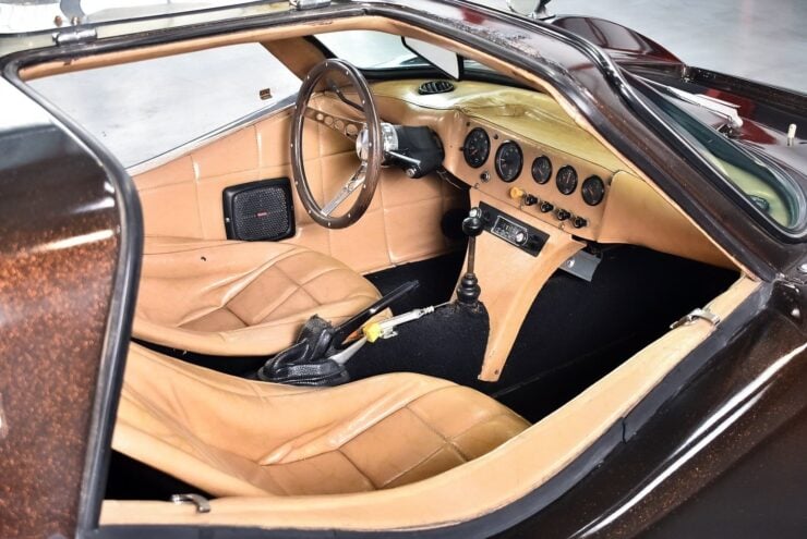 Bradley GT Interior