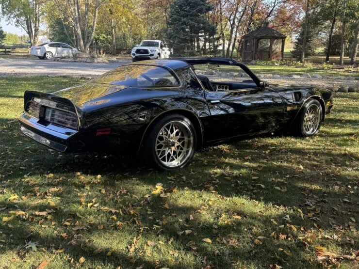 Burt Reynolds Pontiac Firebird Trans Am 2