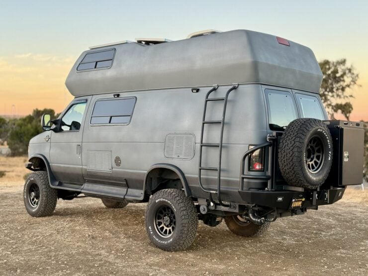 Ford E-350 Airstream B-190 Camper 4×4 18