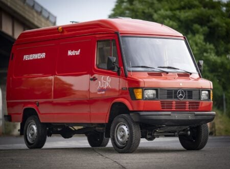 Mercedes-Benz TN 4×4 Van