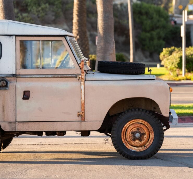 Arthur Miller Marilyn Monroe Land Rover Series II 6