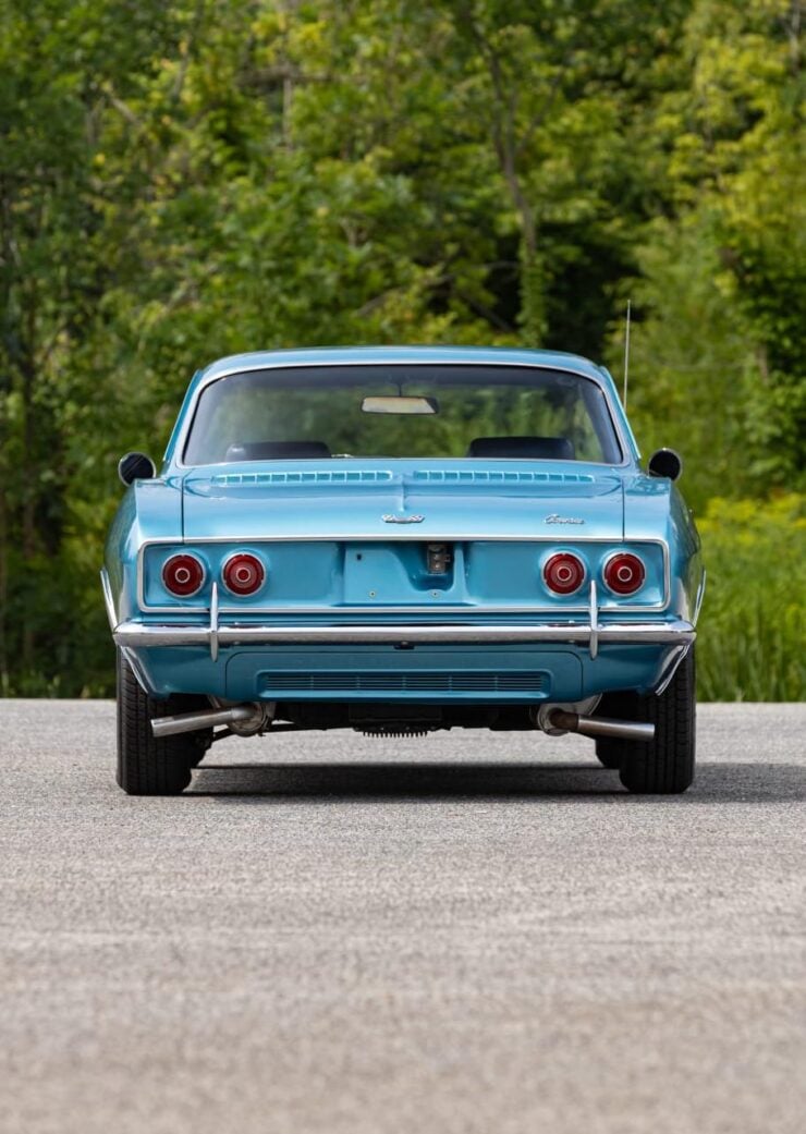 Chevrolet Corvair Corsa 13