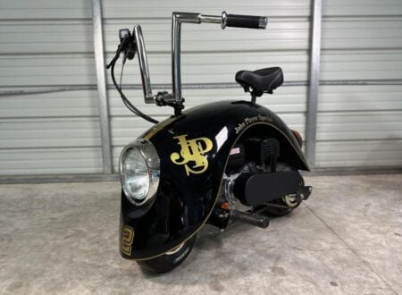 Volkswagen-Beetle-Fender-JPS-Mini-Bike-1