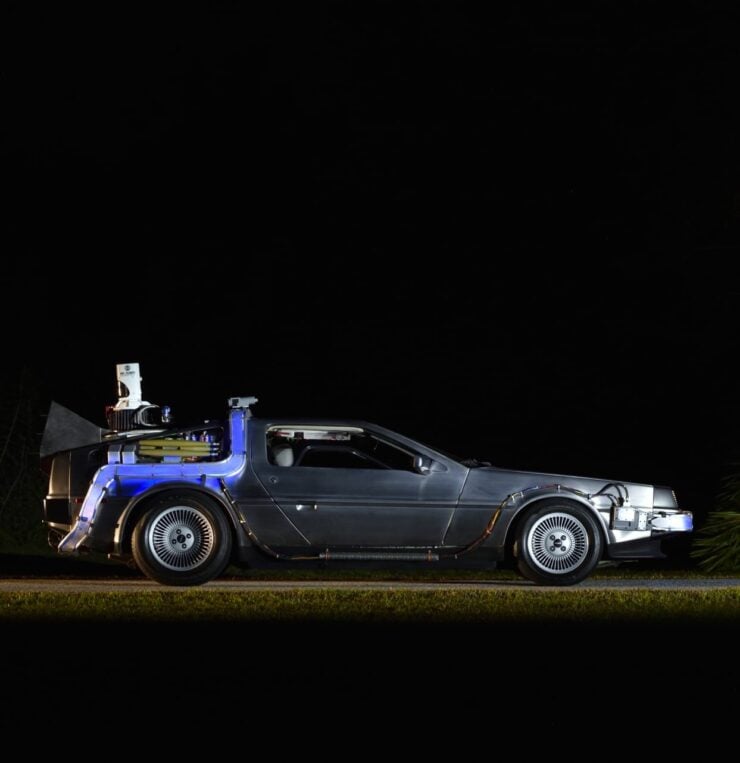 DeLorean DMC-12 Time Machine Back to the Future 2