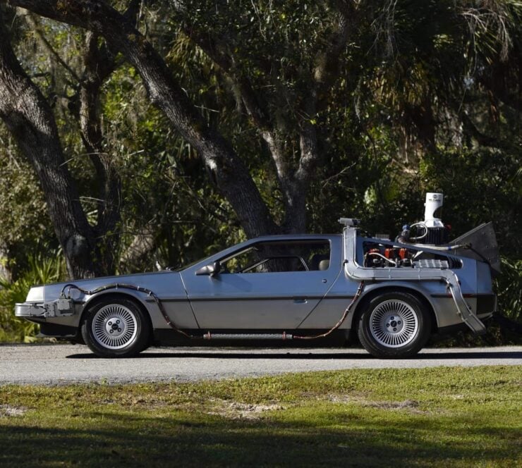 DeLorean DMC-12 Time Machine Back to the Future 7