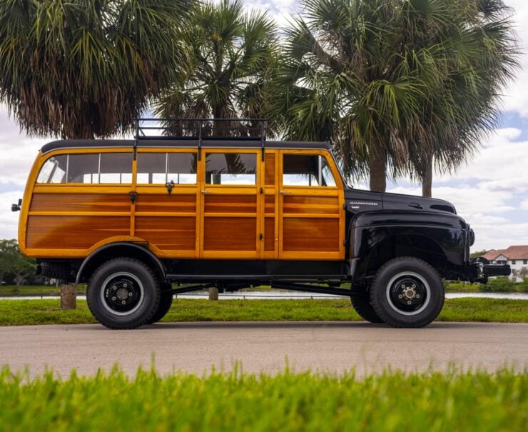 International Harvester R140 4x4 28