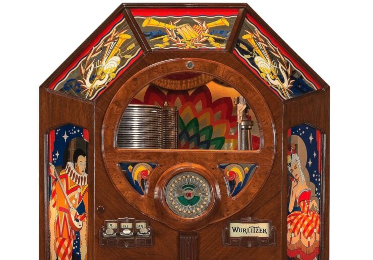 Wurlitzer Juke Box - The Victory Model 3