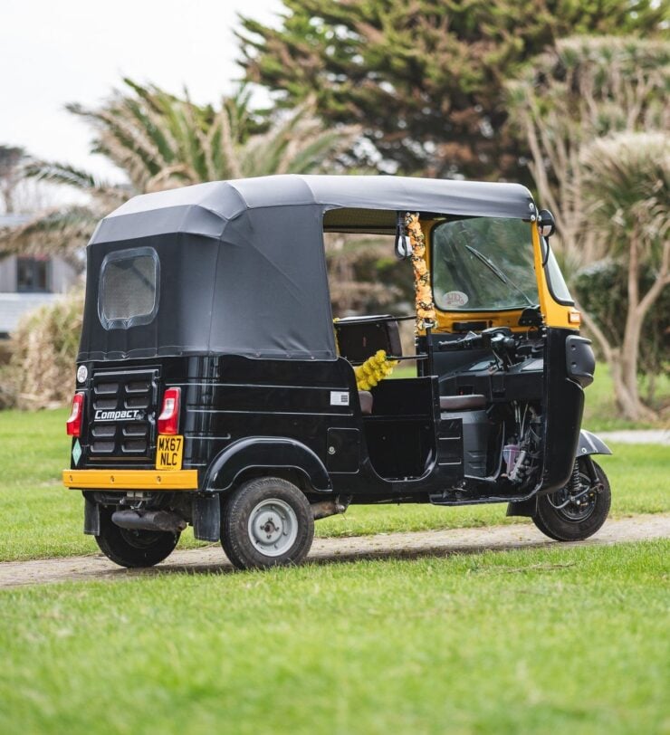 Bajaj Tuk Tuk 12